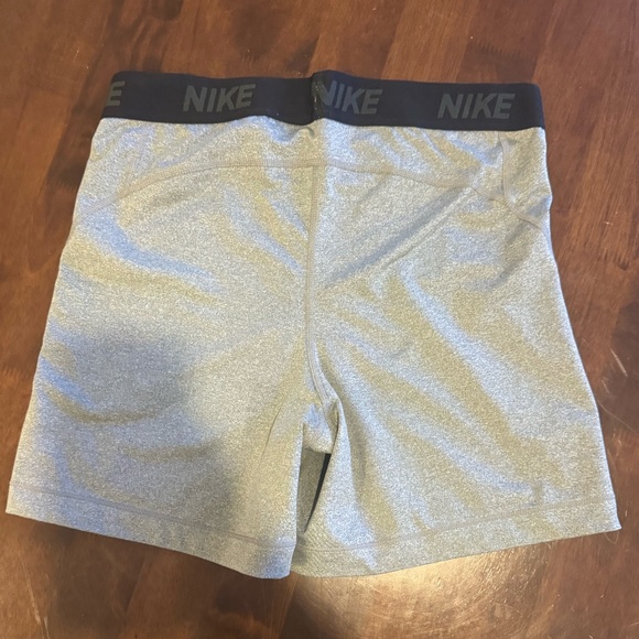 Nike Dri Fit Spandex - Picture 2 of 3